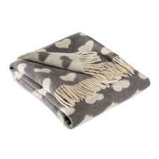 Damai Hearts Grey wol Plaid Damai Hearts Grey wol Plaid
